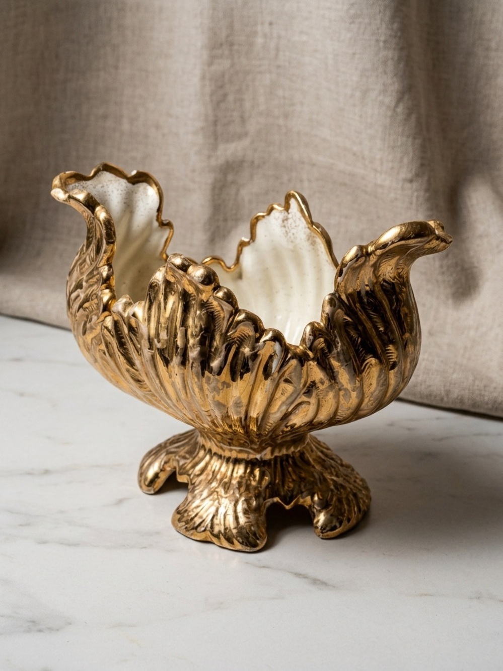 Vintage Mid-Century Gilded Ceramic Scalloped Bowl Hollywood Regency Decor - Picture 2 of 7